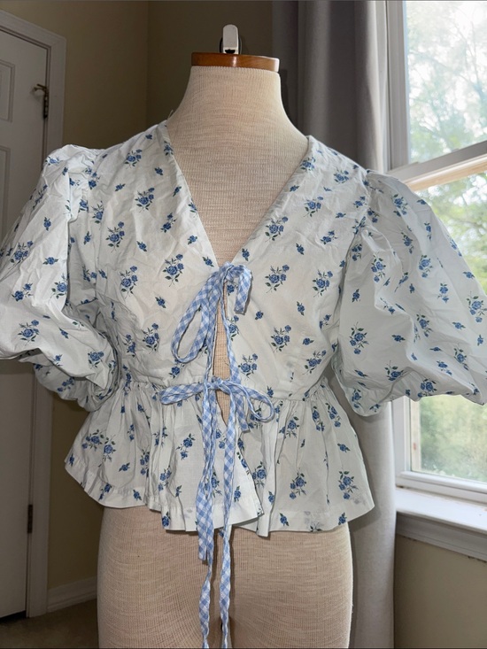 Pants Store Tops - Light Blue Floral Tie-Front Puff Sleeve Blouse
